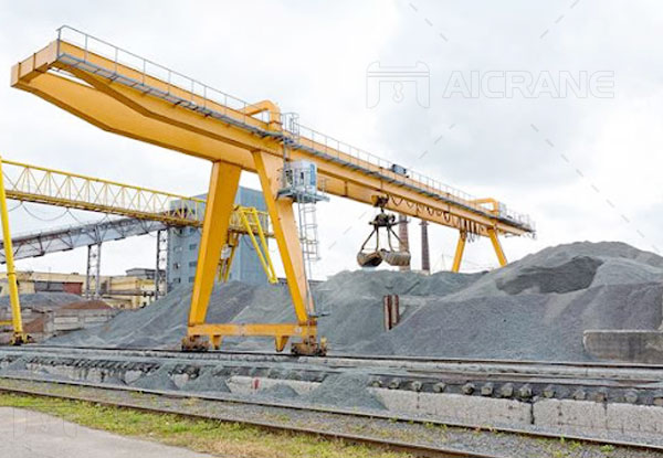 grab gantry crane (1)